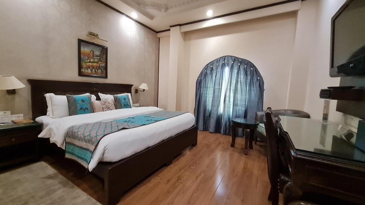 Diplomat Residency 3*