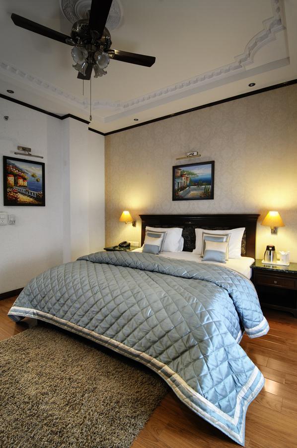 Diplomat Residency Hotel