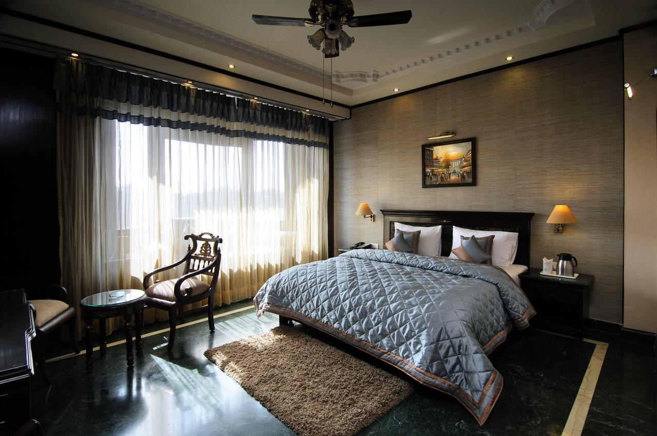 Hotel Diplomat Residency 3*