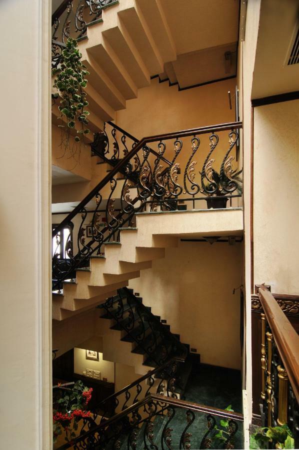 Diplomat Residency New Delhi